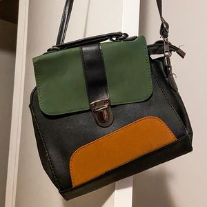 CUTE CROSSBODY PURSE